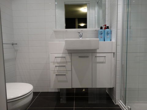 Cloud9 Luxury Apartments - Accommodation Burleigh 10