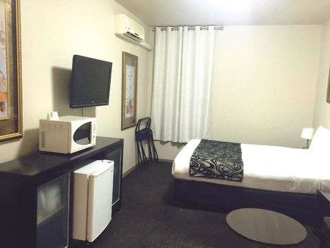 City Square Motel - Accommodation Burleigh 1