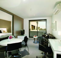 Punthill Oakleigh - Accommodation Burleigh
