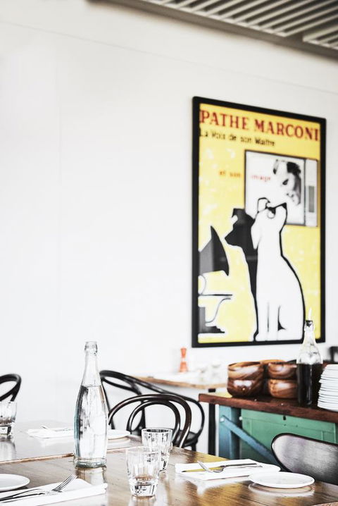 Plough Hotel - Accommodation Burleigh 19