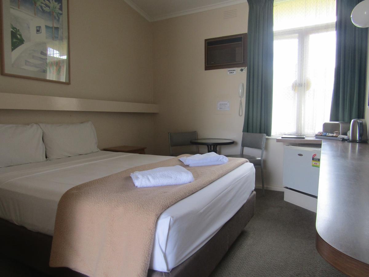 West Wodonga VIC Accommodation Burleigh