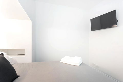 Modern Apartment In The Heart Of St Kilda - Accommodation Burleigh 13