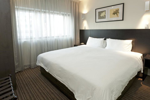Causeway 353 Hotel - Accommodation Burleigh 31