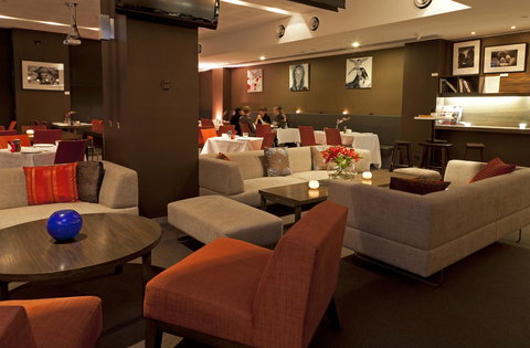 Causeway 353 Hotel - Accommodation Burleigh 14