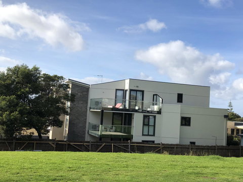 Apartments In Phillip Island Towers - Block C - Accommodation Burleigh 33