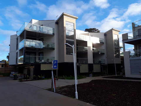 Apartments In Phillip Island Towers - Block C - Accommodation Burleigh 17