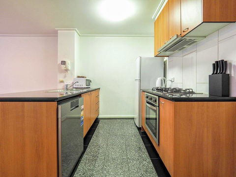 Premier Stays Melbourne - Accommodation Burleigh 4