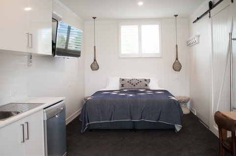 Anchor Geelong - Accommodation Burleigh 12