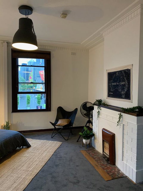 Central Club Hotel - Accommodation Burleigh 14