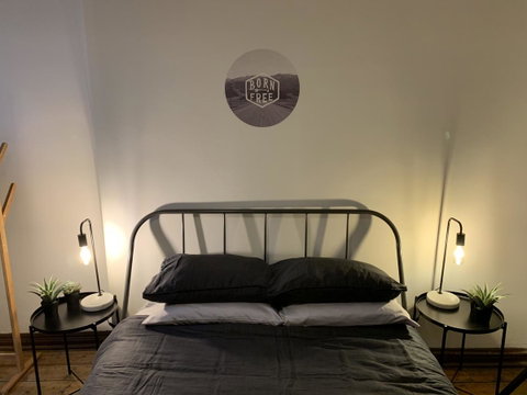 Central Club Hotel - Accommodation Burleigh 4