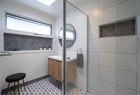 Uptown Frankston - Accommodation Burleigh 12