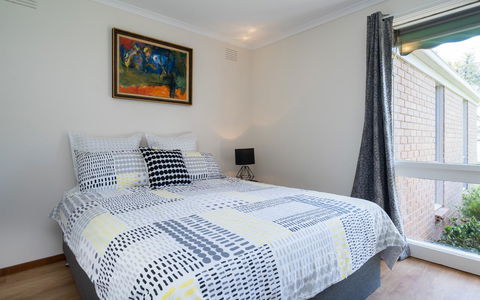 Uptown Frankston - Accommodation Burleigh 4