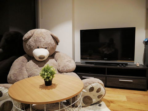 UrbanSuite The Wild Rosa Inn - Accommodation Burleigh 0