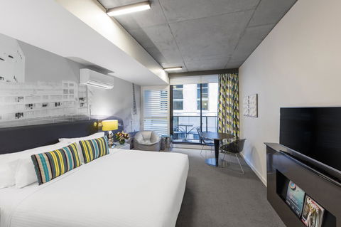 Apartments @ 350 William - Accommodation Burleigh 2