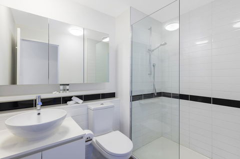 Apartments @ 350 William - Accommodation Burleigh 6
