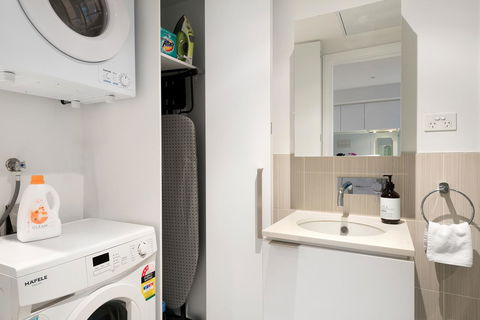 Premier Stays Melbourne - Accommodation Burleigh 8