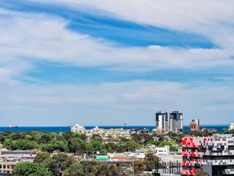 Premier Stays Melbourne - Accommodation Burleigh 10