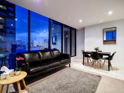 Premier Stays Melbourne - Accommodation Burleigh 7