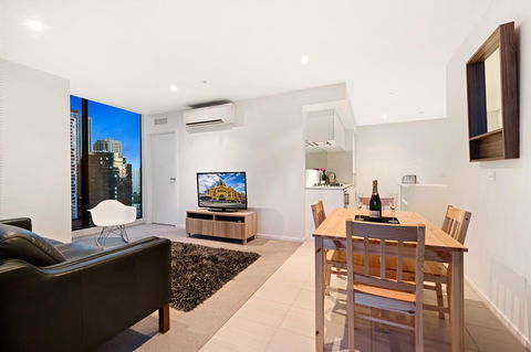 Premier Stays Melbourne - Accommodation Burleigh 6