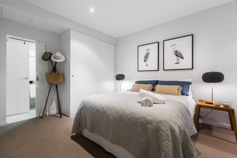 Auguste, Melbourne CBD Private Accommodation With Parking - Accommodation Burleigh 4