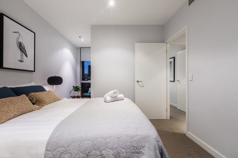 Auguste, Melbourne CBD Private Accommodation With Parking - Accommodation Burleigh 7