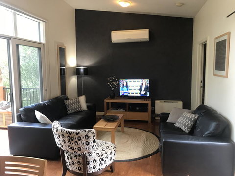 The Nature Resort Villas - Accommodation Burleigh 3