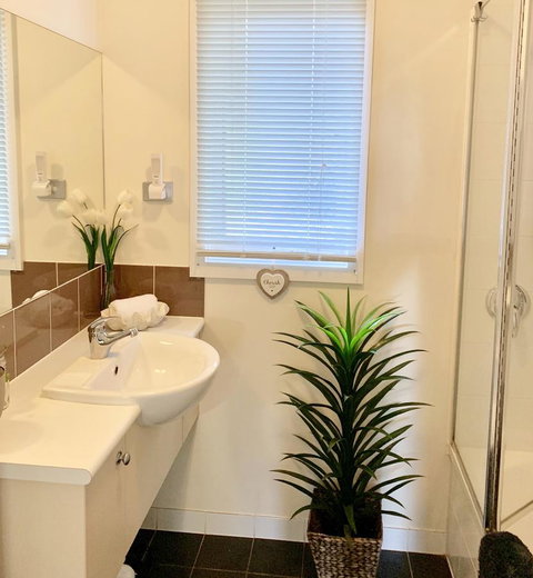 The Nature Resort Villas - Accommodation Burleigh 5