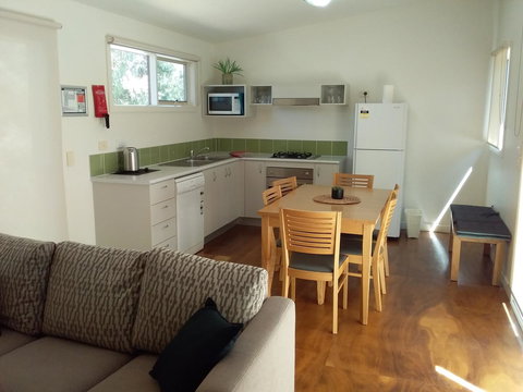 The Nature Resort Villas - Accommodation Burleigh 24