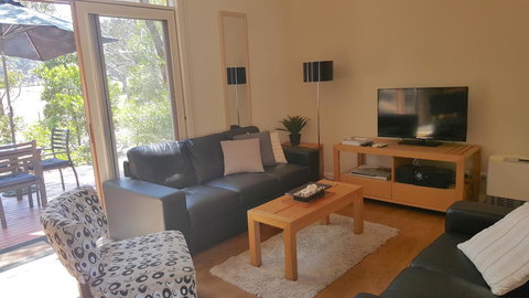 The Nature Resort Villas - Accommodation Burleigh 8