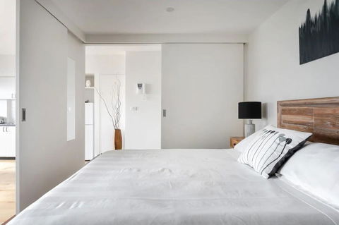 BestView St Kilda Spectacular Sunset Hideaway - Boutique Self-contained Luxury Apartment - Accommodation Burleigh 14