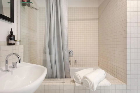 BestView St Kilda Spectacular Sunset Hideaway - Boutique Self-contained Luxury Apartment - Accommodation Burleigh 19