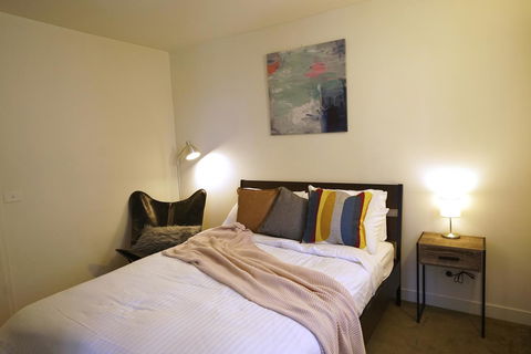 [Modern/Spacious]2BDR CBD FREE Carpark, FREE Wifi - Accommodation Burleigh 6