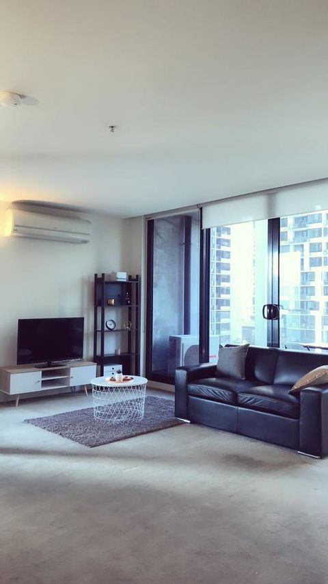 [Modern/Spacious]2BDR CBD FREE Carpark, FREE Wifi - Accommodation Burleigh 11