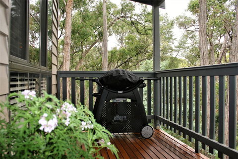 Tangenong Cottages - Accommodation Burleigh 17