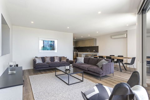 Blairgowrie Apartment 1 - On The Beach - Accommodation Burleigh 6