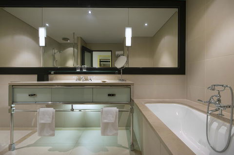 The Westin Melbourne - Accommodation Burleigh 39