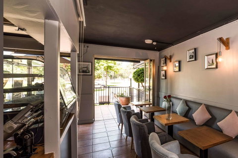 Comfort Hotel East Melbourne - Accommodation Burleigh 3