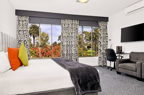 Comfort Hotel East Melbourne - Accommodation Burleigh 4