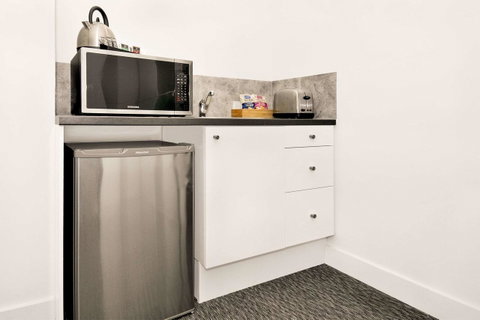Comfort Hotel East Melbourne - Accommodation Burleigh 6