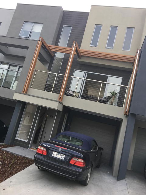 Marina Beach - Accommodation Burleigh 9