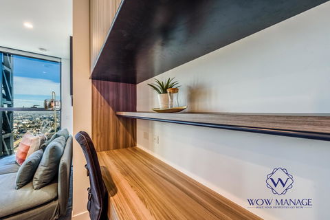 WOW Apartment On Lonsdale - Accommodation Burleigh 15