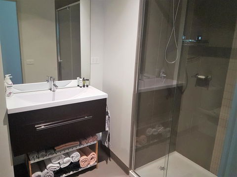 Southbank Short Stay Apartment - Accommodation Burleigh 8