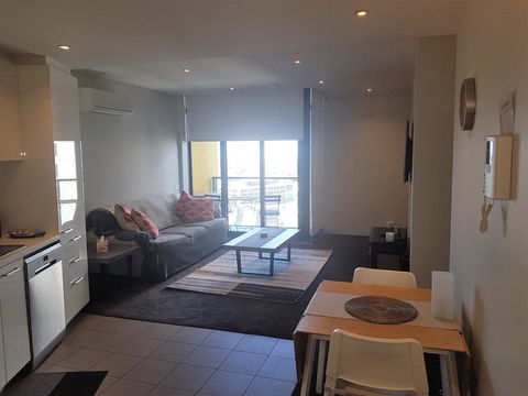 Southbank Short Stay Apartment - Accommodation Burleigh 2