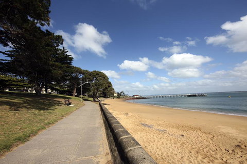 The Waves Apartments - Accommodation Burleigh 31