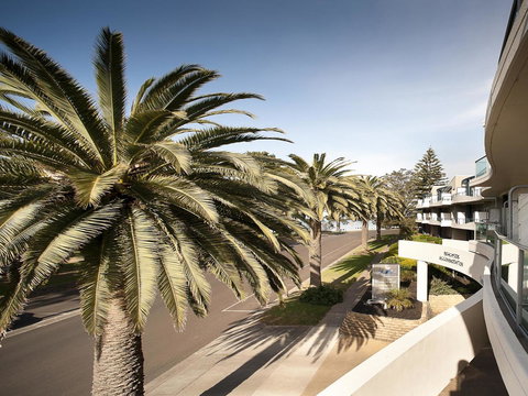 The Waves Apartments - Accommodation Burleigh 17