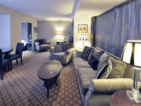 Stamford Plaza Melbourne - Accommodation Burleigh 32