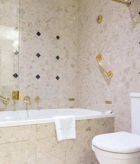 Stamford Plaza Melbourne - Accommodation Burleigh 35