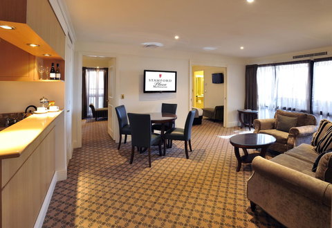 Stamford Plaza Melbourne - Accommodation Burleigh 13