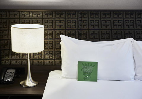 Stamford Plaza Melbourne - Accommodation Burleigh 23