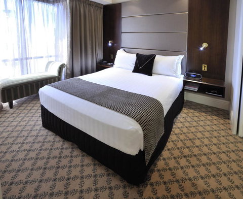 Stamford Plaza Melbourne - Accommodation Burleigh 2
